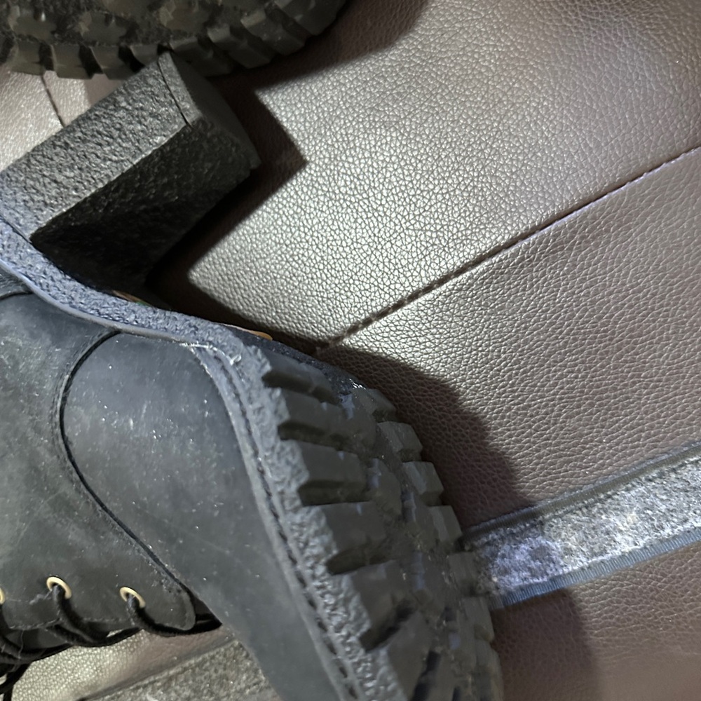 Timberland - Picture 3 of 5